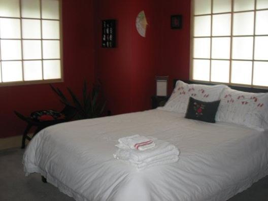 Maple Woods Bed & Breakfast Casselman Room photo